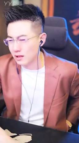 玄律否认背后挑拨阿哲与老七关系