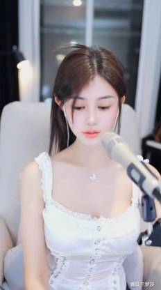 兰梦莎曝神豪已订婚暂退！