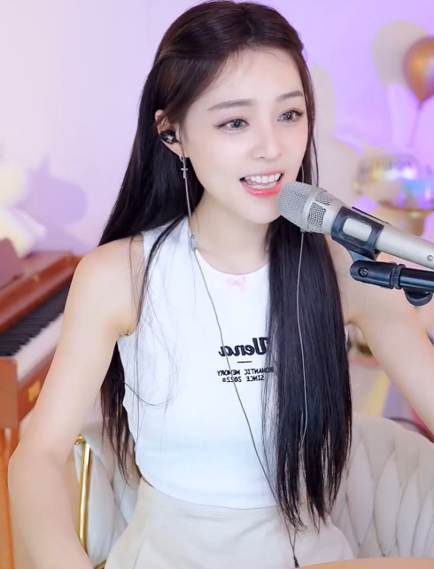 鱼闪闪为外站神豪介绍YY怎么玩