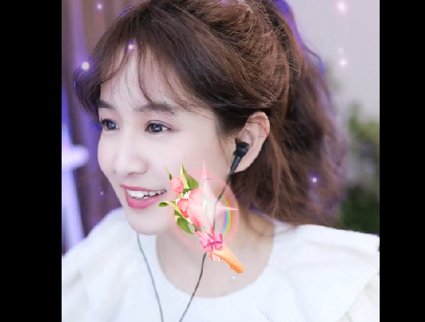 谈鱼闪闪YY地位！已是顶尖主播