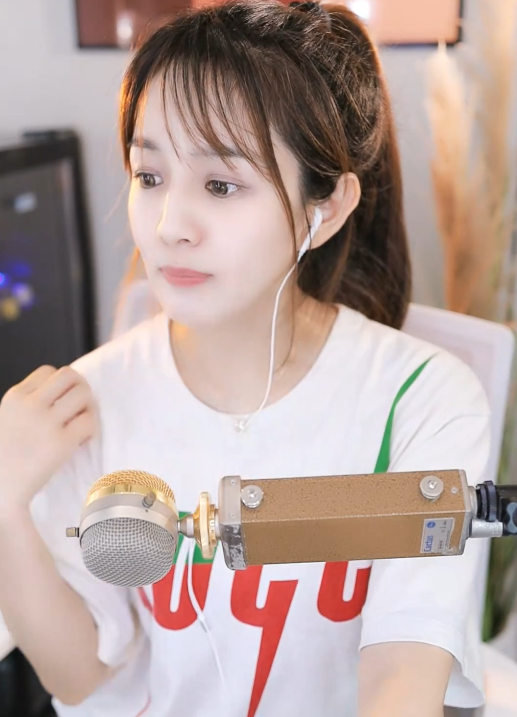 文儿投资神豪，获神豪疯狂豪刷