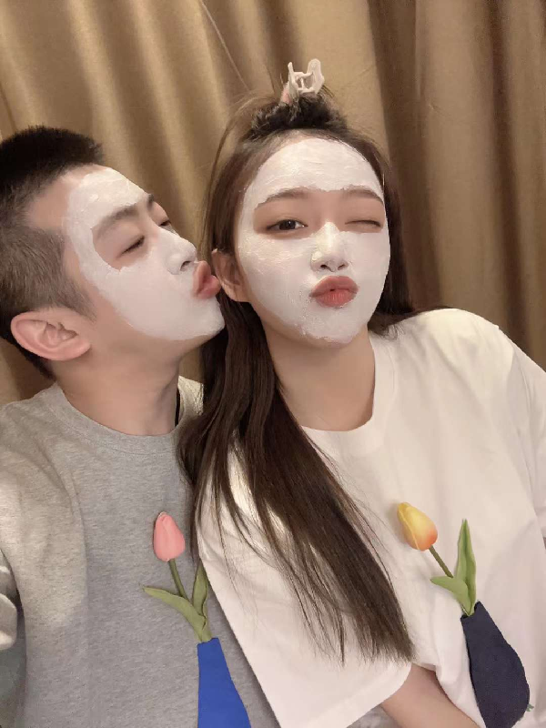 阿阳cc亲上了，真情侣就是甜！