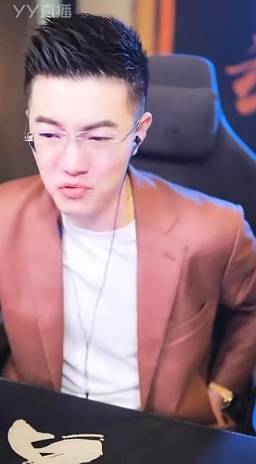 我是哲家军捧起来的，但我对得起