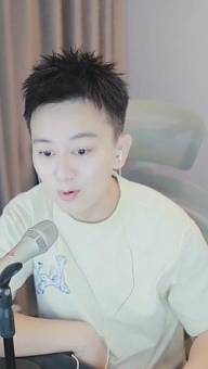 刘一手自曝离婚原因，选择了亲情