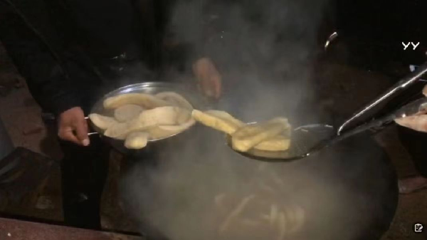 山庄出事兜走了，乳山八怪回忆杀