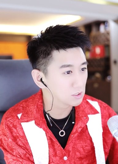 没矛盾鸽宝发声不忌讳谈l哥