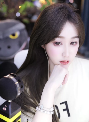 强！电母安77登上夺星光殿堂席位