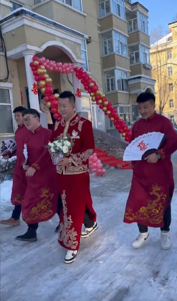 韩雅乐婚礼现场，接亲沈美嘉！