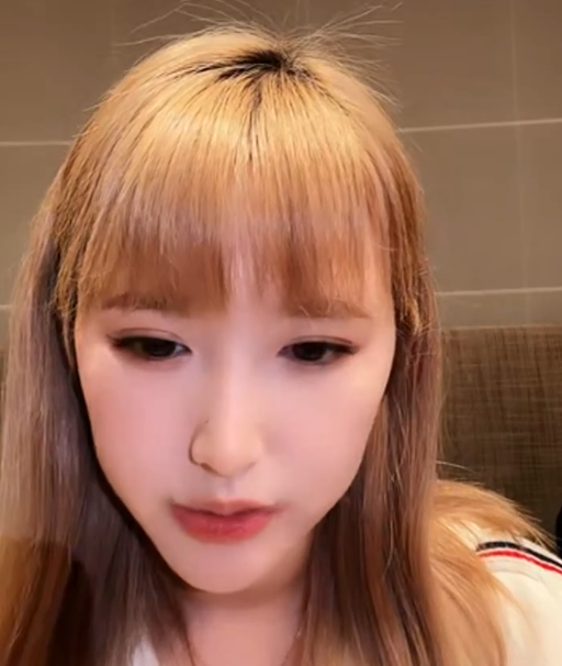 助理证实囧囧丸脸很小！颜值很高