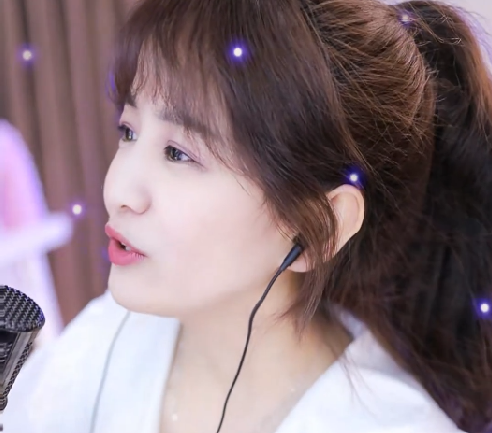 半亿神豪落幕！文儿曝小眼睛退网