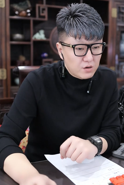 只为打年度，安迪求签国威1个月