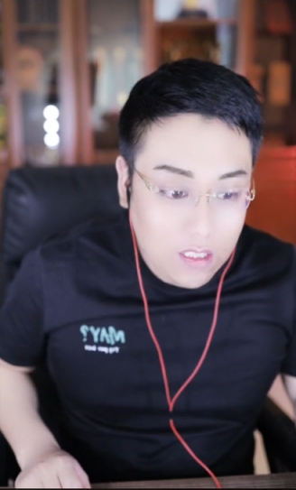 大傻宣：地主白是个很好的主播！