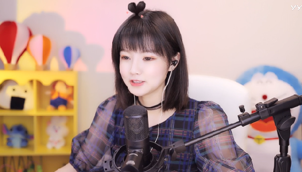 感谢TA!饭思思回顾小主播时过往