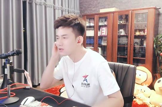 大战前红杏哥的一句话让阿哲放心
