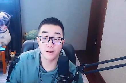 九杀八请毕加索吃了些啥？