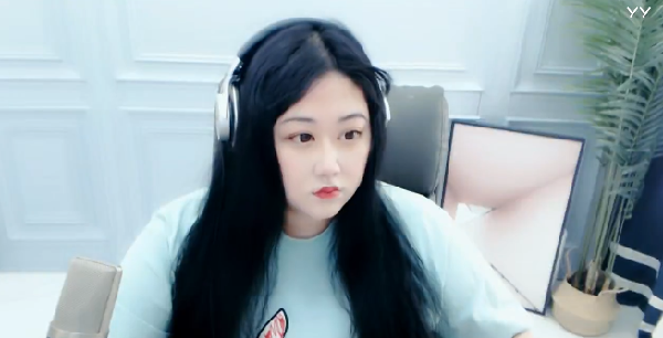 绝了!Qjy小清新穿搭被粉丝狂赞