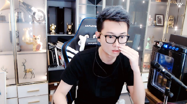 小少焱竟是主动要求签华矩