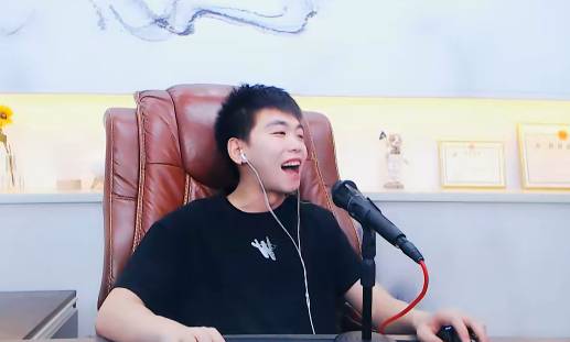 打压小磊锐气，歪歪鱼让其拿第二
