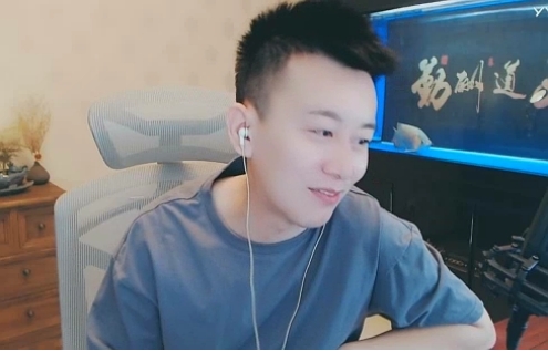 他为阿哲发声,婚宴无土豆丝