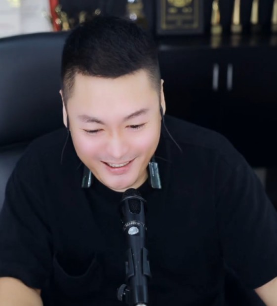 李先生爆料点哥私生活,从良了