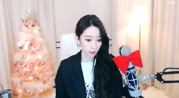 杨大爷绝美容颜尽显女神气质