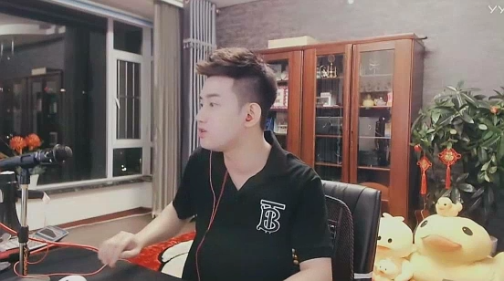为何隐藏宾利?阿哲曝原因