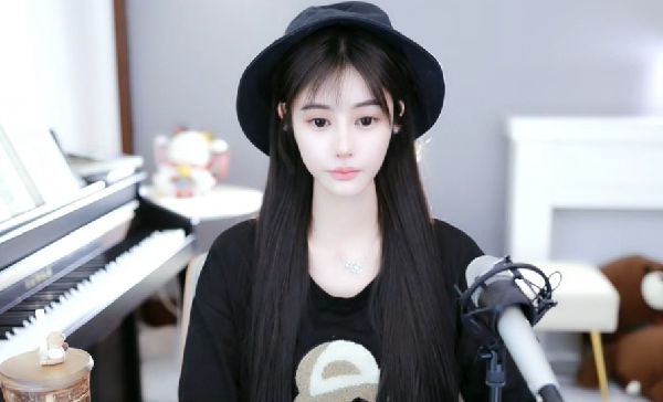 电母实力!兰梦莎首次出手即百万头条