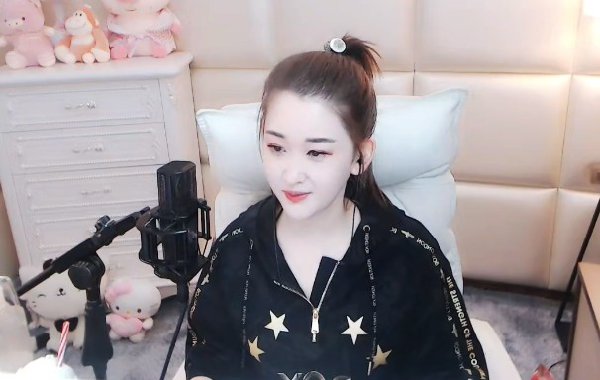 粉丝收藏!女神大美美靓丽美照!