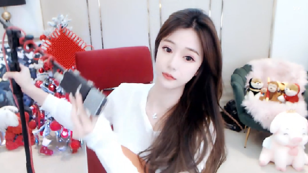 完美身材!小天天晒出高颜值美照!