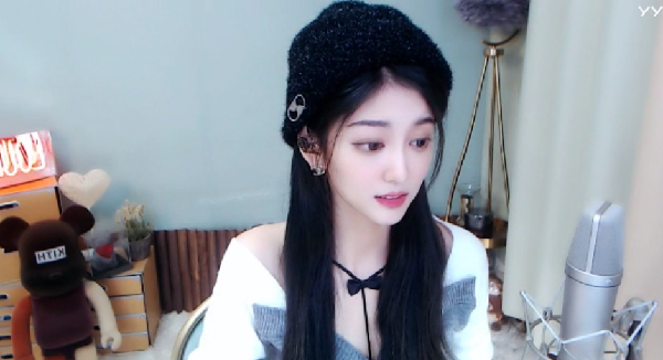 微凉谈战年度女歌这样说