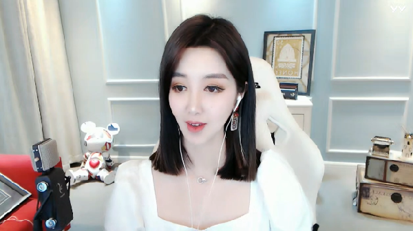 必看!女神静静高清美照放送!