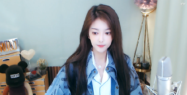 女神微凉新发型,不看绝对后悔