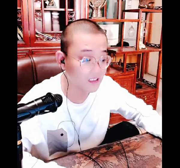 二郎黑自己?茹哥当场询问情况