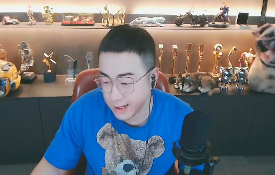 老毕黑圈木子丰毕加索斥责谣言