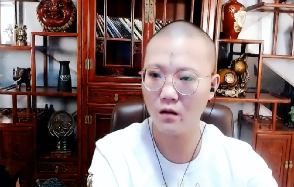 刘一手充值力保爱徒!