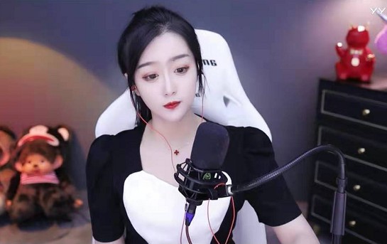 完美女神!小怪兽高清颜值照!