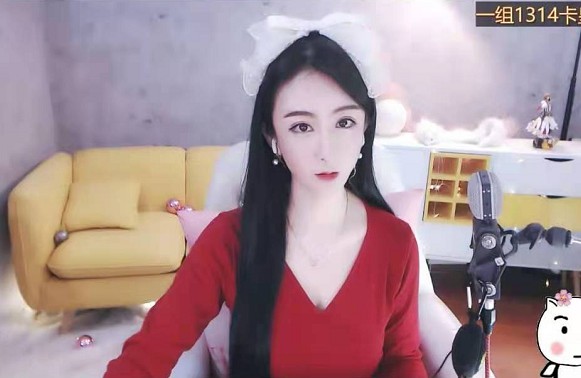 独家放送!夏可可红装开播美到你