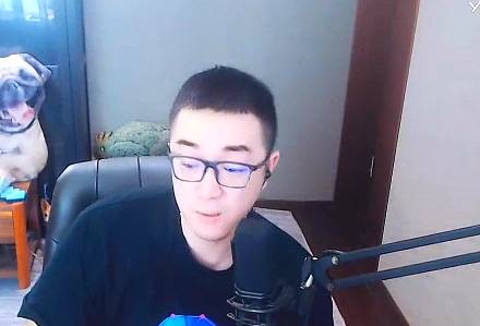 九杀八请毕加索吃了些啥？