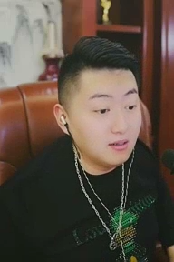 0哥与哦哥口音极似，小洲懵了