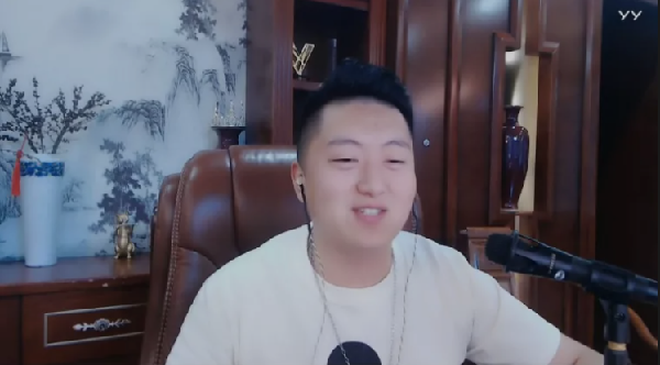 小洲直言自己歪歪第一大胃王！