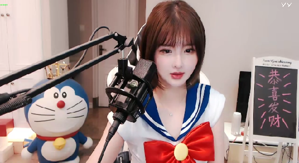 美少女战士!苏姗姗变装开播美照