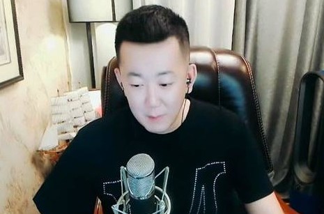 战神韩雅乐排名第一晋级!