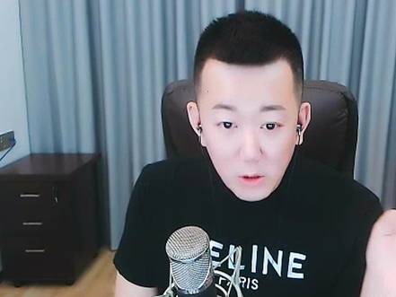 雅乐剃头遇朋友,三亚到处是熟人