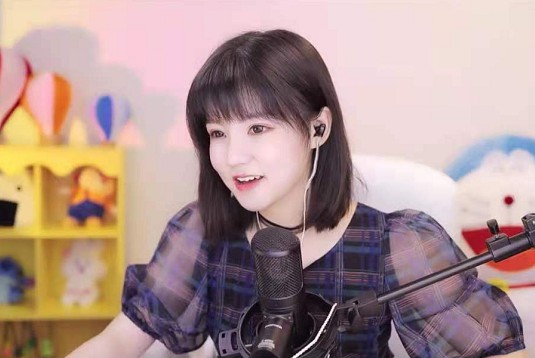 心动女神!饭思思轻纱造型美翻天!