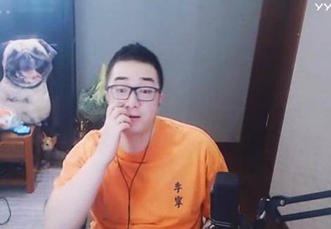 小老虎为何偏爱老毕？他这么回应