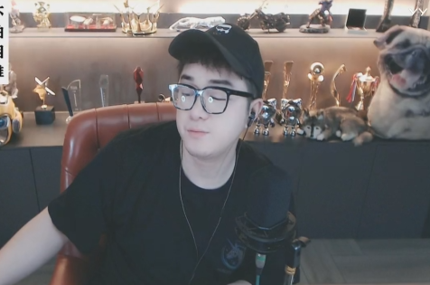 老毕亲历败家事件，劝粉丝勿为之