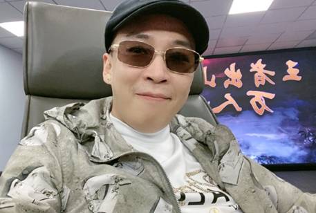 刘一手攒钱年度干一波大的