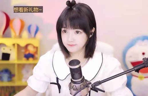 甜美萝莉饭思思!爱心发型超可爱!