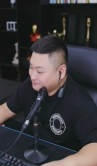老李:我媳妇挺漂亮,不方便出镜