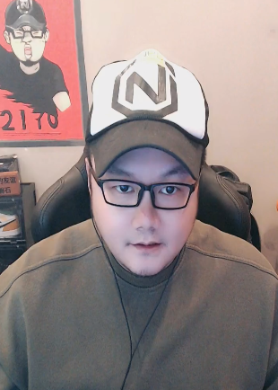 秋哥放话:谁欺负我的主播都不行